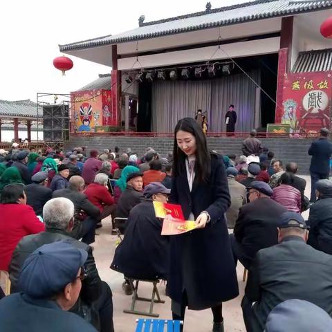 千阳县司法局利用古会积极开展扫黑除恶法治宣传活动