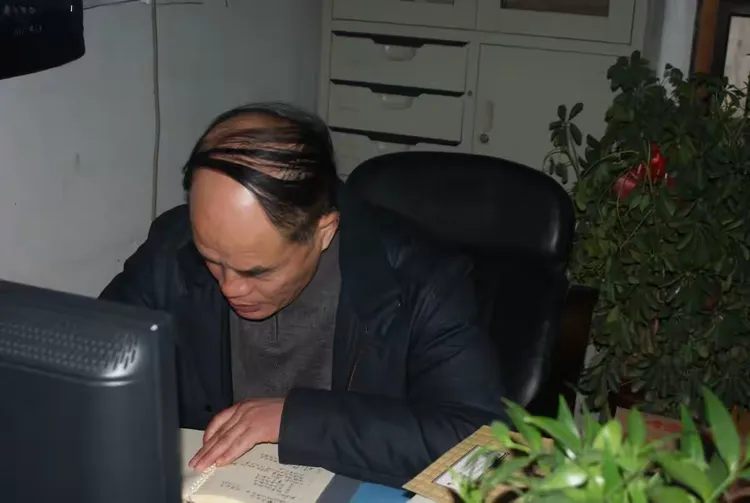 浠水县教育局教师管理股到绿杨中学进行师德师风检查