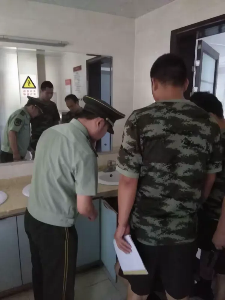 为确保部队高度稳定 金花北路中队积极开展作风纪律整顿活动