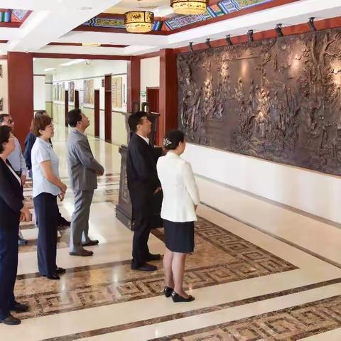 亲切关怀，殷切期望 ——区四大班子领导走访慰问文庙小学教师
