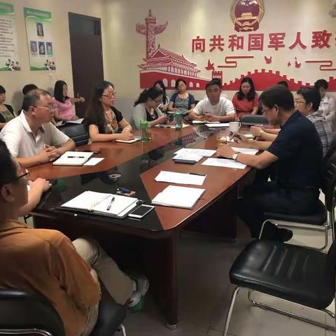 南长街道办事处联合东里工商所对保健品经营场所进行检查