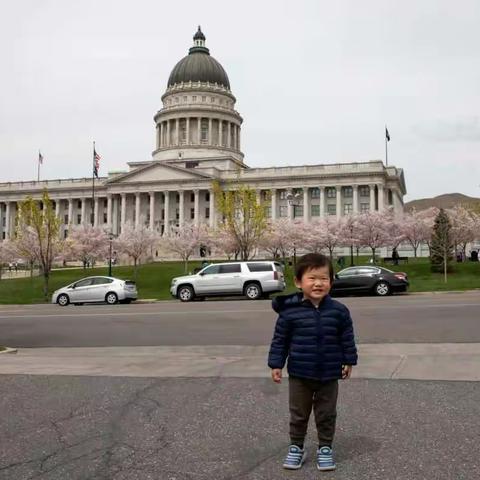 Utah State Capitol - Jinjin's Family. 2018-04-15