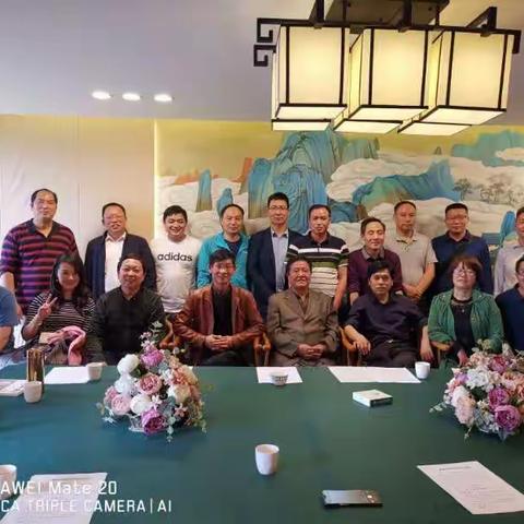 忆青春岁月，叙母校情怀，谋发展大计           ——新化三中校友举办校友联络筹备会