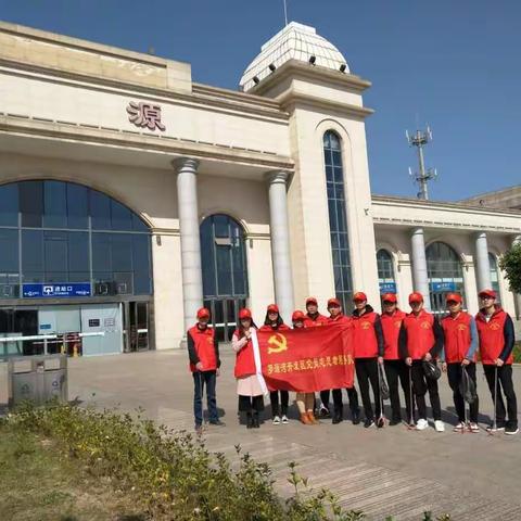 罗源湾开发区开展“亮出红色身份，助力文明创建常态化”党员志愿服务活动