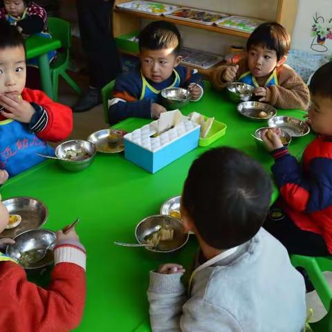 【豪迈幼儿园】营造和谐氛围共育健康宝贝——豆豆级部家长开放日暨家长义教活动