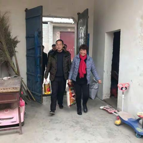 市林业局节前走访慰问孝老爱亲模范
