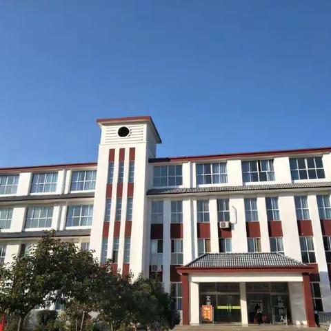 扶贫路上我与你同行