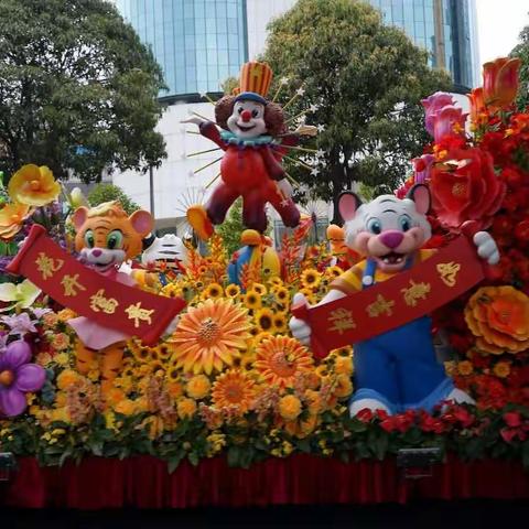 2018年春节花车巡游广州城