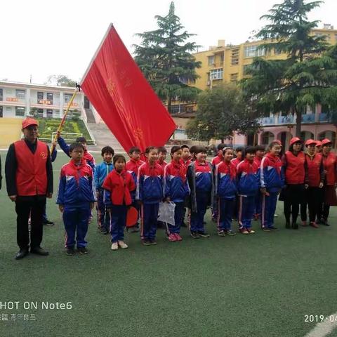 社区志愿行，弘扬新风尚——义马市三小“再次学习社会主义核心价值观”活动顺利开展