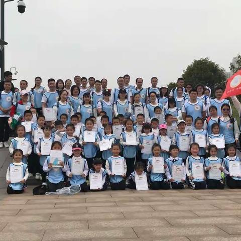 千里之行，始于足下，阳光下成长——记附中星沙1802班松雅湖毅行活动