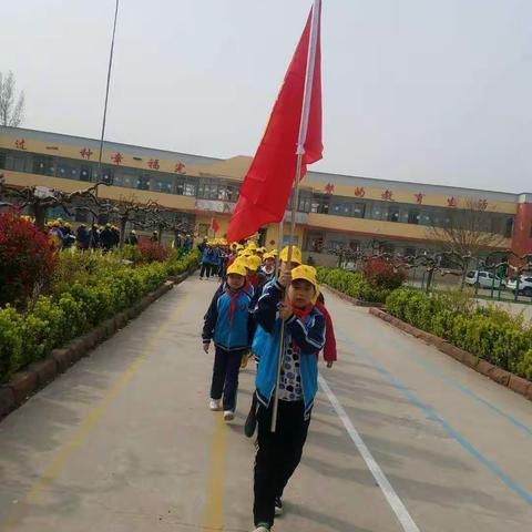 “忆先烈，承遗志”----西集镇马庄小学清明节扫墓活动