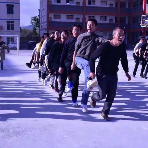 快乐  健康   和谐