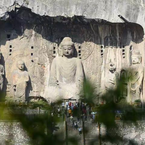 龙门山色