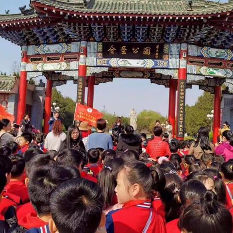 四月春风美如画，我们一起绘春来！——记实验中学小学部一四支队“绘春”之旅