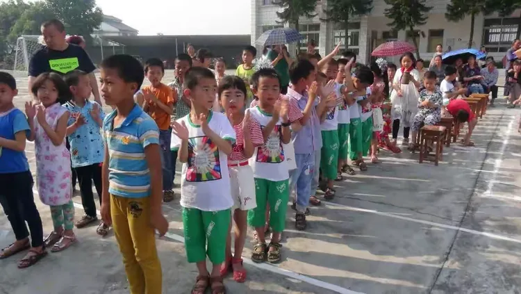 泥溪小学"欢乐童年 精彩无限"六一儿童节汇演