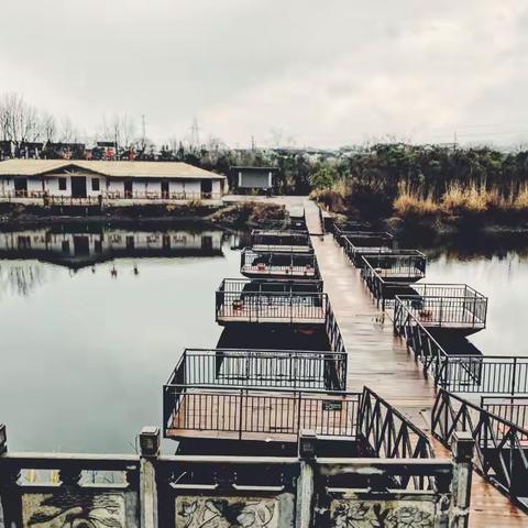 徽 影 随 行