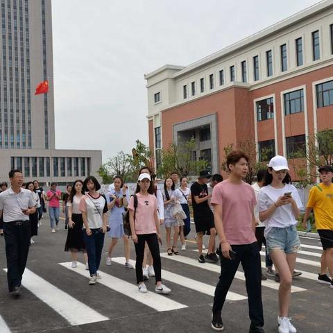 北京电影学院学生走进枣庄市实验学校东校区开展艺术实践创作活动