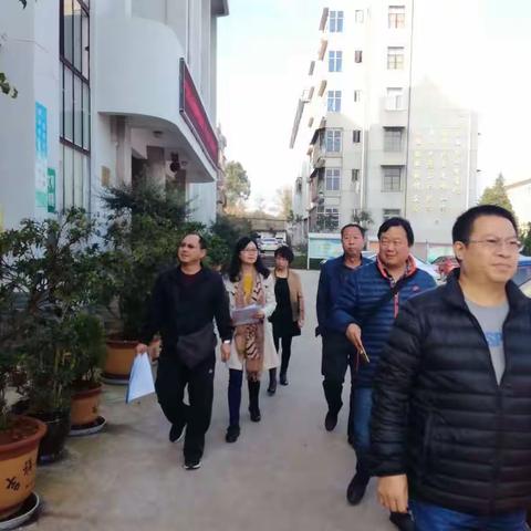 通海县教育局开展中小学功能室督导检查