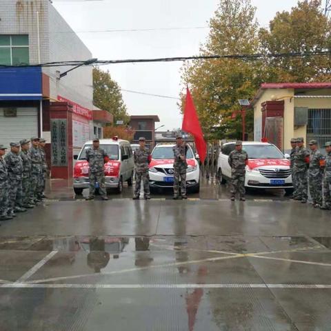 风雨无阻驰而行，韦林民兵助平安