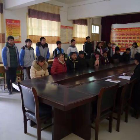 爱心催的三冬暖-------马召中学召开“唐仲英爱心奖学金”颁奖大会