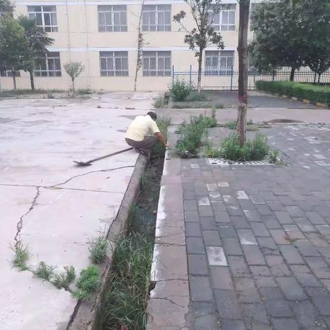 零口初中扎实做好防汛响应，保障校园安全。