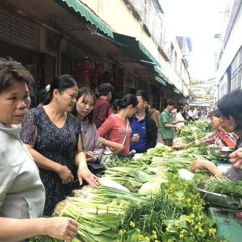 县物价局组织开展春节前市场价格检查