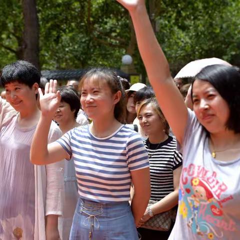 济南市七里山幼儿园毕业季--2015级三班 续