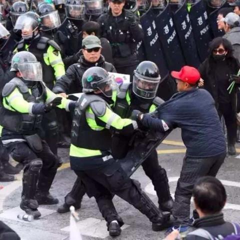 【时势｜宽邸】朴槿惠最后的56个小时