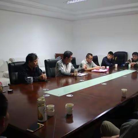 区农业局召开全区农药生产企业及农资批发业户“扫黑除恶”座谈会