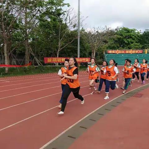 奋力奔跑，努力争胜——记2019年嘉积二中初中毕业班体育考试掠影
