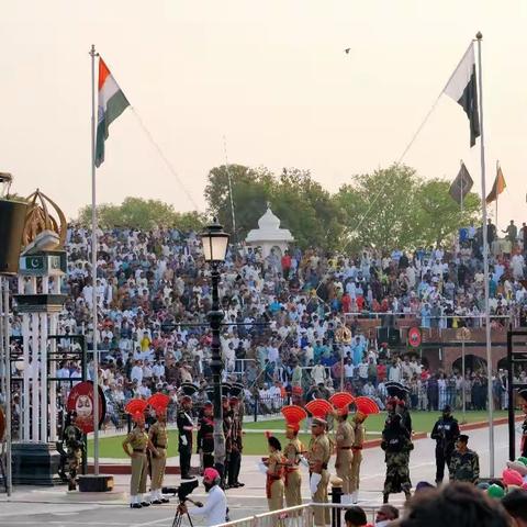 印度见闻之印巴国境降旗式           2019.4