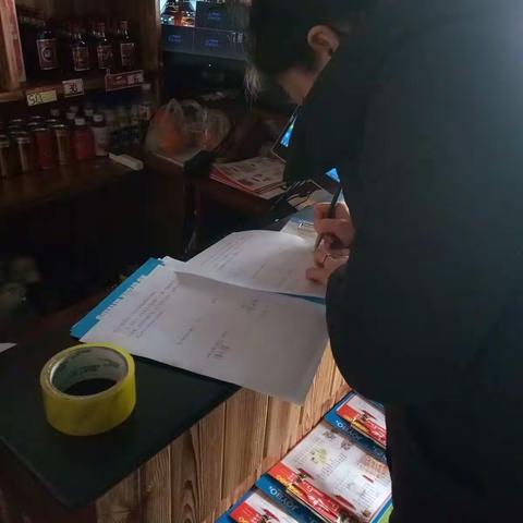 般阳路街道网格员开展交通安全专项行动