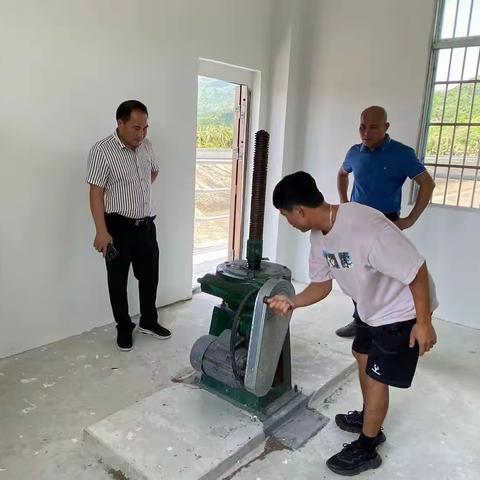 海棠区委常委、副区长翁裕育带队至湾应水库进行巡查