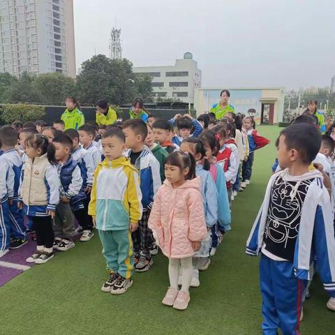 乐贝儿幼儿园大二班第十周精彩分享