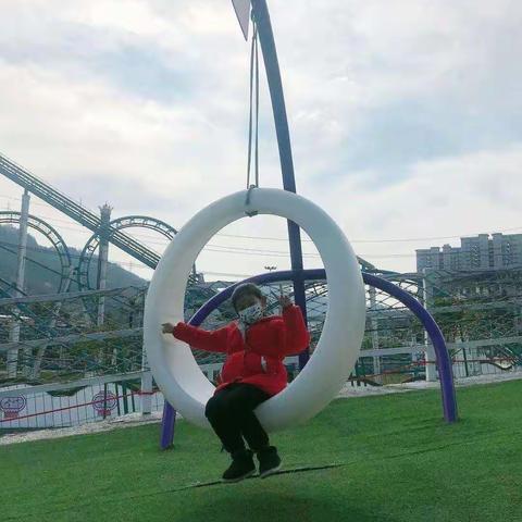 湖北民族大学附属小学207班黄梓桐