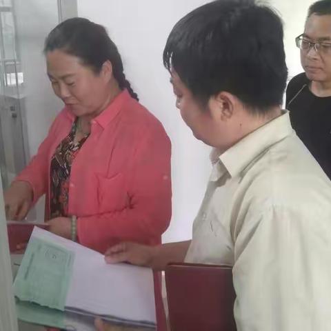 鲍山纪工委——发挥部门包村作用  促进重点工作落实