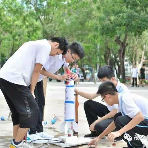 科技创新显神通，圆梦首选十六中！