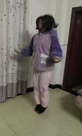 703班杜思怡的争章活动