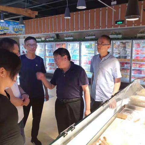 长治市市场监督管理局副局长李杜平督查食品销售领域专项整治工作