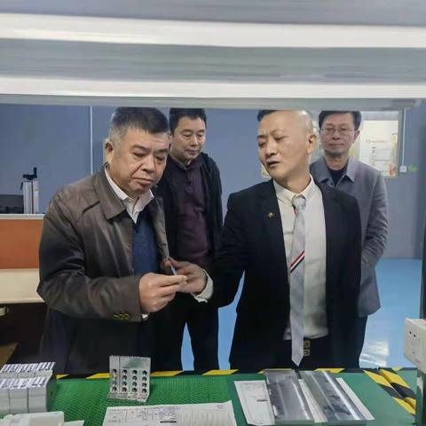 县委书记彭银贵率队赴鹰潭开展招商引资活动