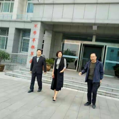 安全办领导亲临兰苑中学指导工作