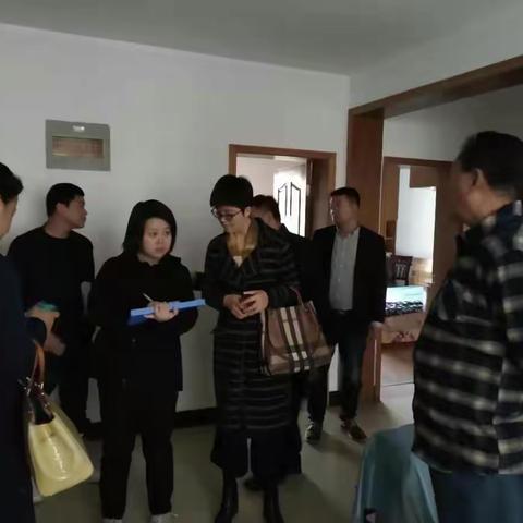 散煤治理攻坚在行动，专项督查继续走社区