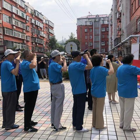 七东社区组织退役军人党员开展“重温入党誓词”活动