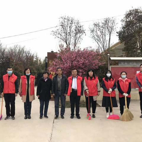 平阴县信访局："学雷锋"月在行动，无私奉献传真情