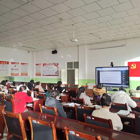 疏勒县学前教育“未来教育家成长助推计划—幼师培训项目之幼儿园课程建设学习成长班”线上培训活动