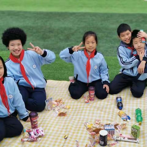 Module2 Unit 1 What did you buy？