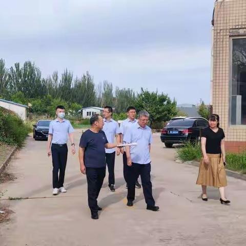 宣化支行营业部陪同总行公司金融部领导深入企业调研走访