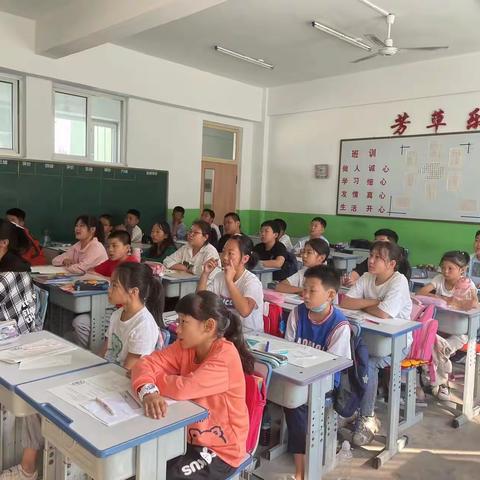 北票市第一小学五年级托管纪实
