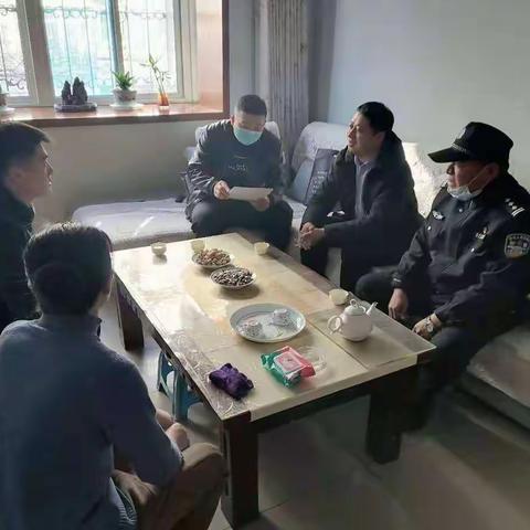 【商贸新城·活力枣园】枣园街道人武部组织对2021年度春季应征大学毕业生进行走访调查。