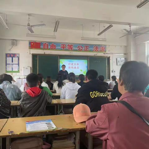 2023.4家长会掠影